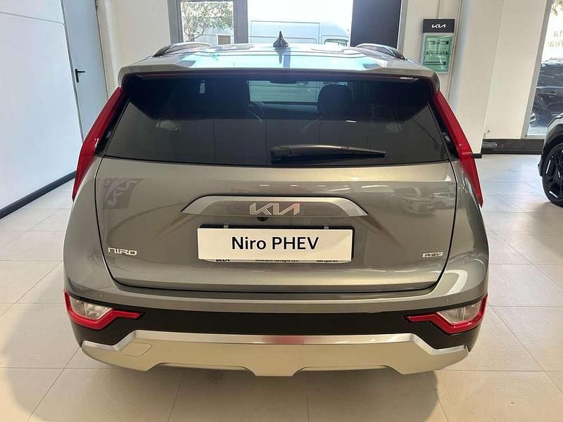 Nuova Kia Niro Style 105 CV (77 kW) 2025 Grigio SUV