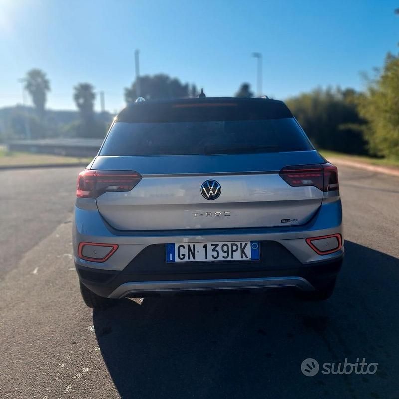 Usata VW T-Roc Style 110 CV (80 kW) 2023 Grigio SUV