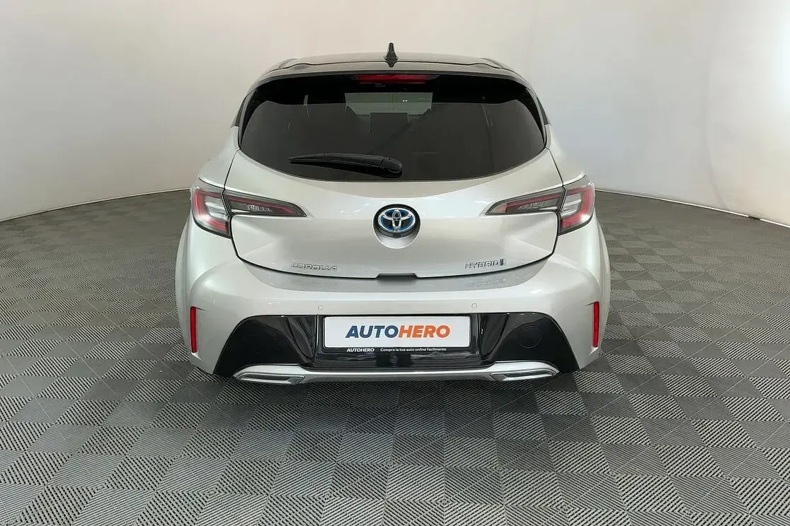 Usata Toyota Corolla Lounge 184 CV (135 kW) 2019 Argento
