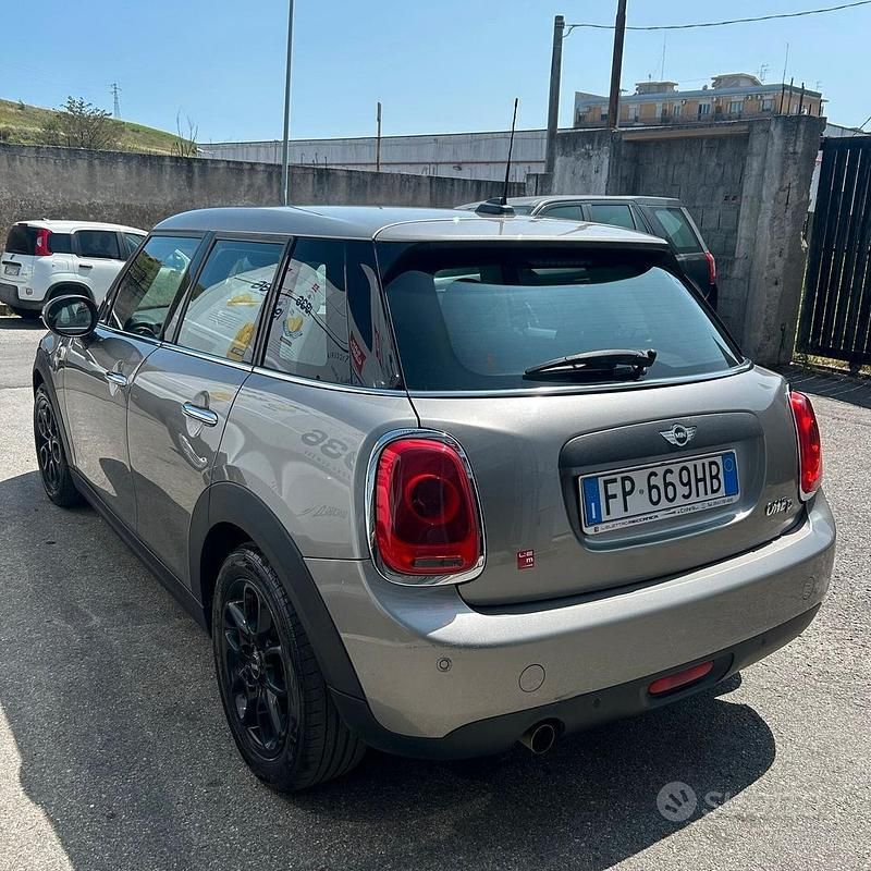 Usata Mini One D Hype 95 CV (69 kW) 2018 Grigio Utilitaria
