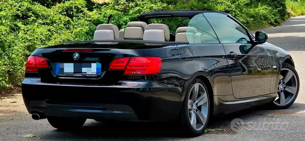 Usata BMW 320 Cabriolet Efficient Dynamics 170 CV (125 kW) 2011 Nero Cabrio