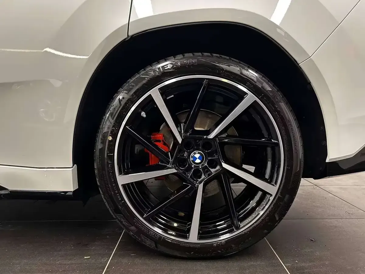 Usata BMW iX3 M Sport 344 kW (469 CV) 2026 Grigio SUV
