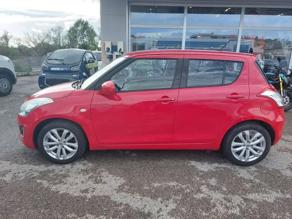 Usata Suzuki Swift 94 CV (69 kW) 2016 Rosso Utilitaria