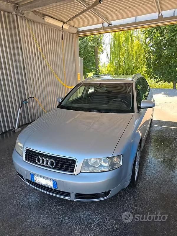 Usata Audi A4 150 CV (110 kW) 2003 Grigio Station wagon