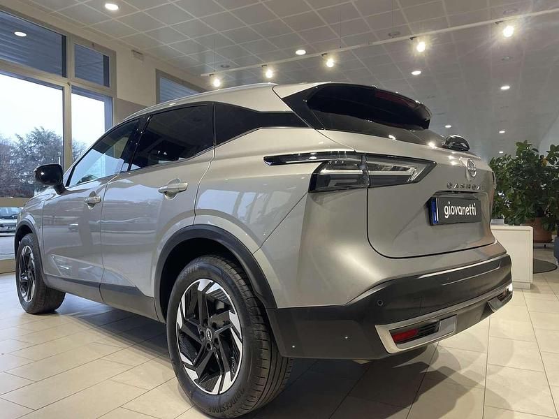 Usata Nissan Qashqai N-Connecta 140 CV (102 kW) 2025 Argento SUV