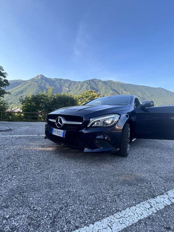 Usata 2018 Mercedes CLA200 Business Tre volumi | 19.499 € (Ottimo prezzo) - Immagine 1/4