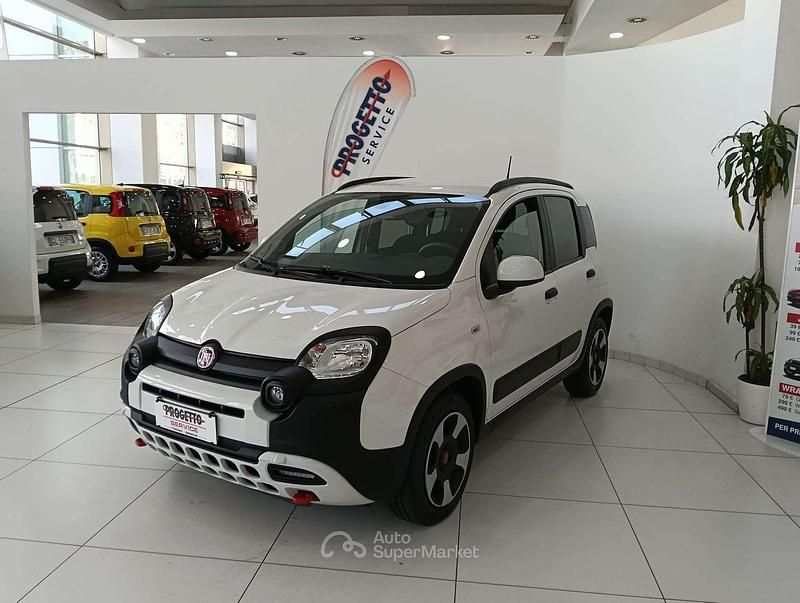 Usata Fiat Panda Cross Cross 69 CV (50 kW) 2024 Bianco Utilitaria