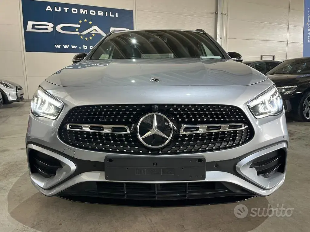 Nuova Mercedes GLA200 AMG Line Premium 163 CV (119 kW) 2025 Grigio SUV