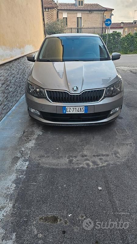 Usata Skoda Fabia 90 CV (66 kW) 2015 Berlina