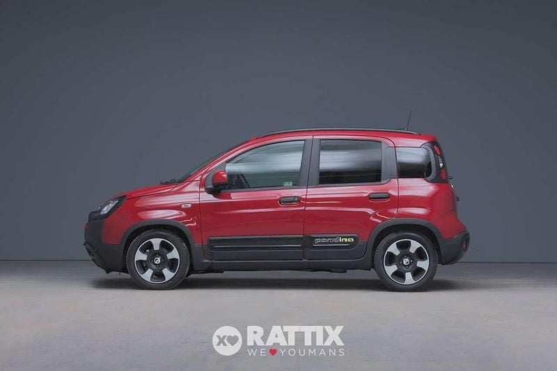 Usata Fiat Panda Cross Cross 69 CV (50 kW) 2025 Rosso Utilitaria