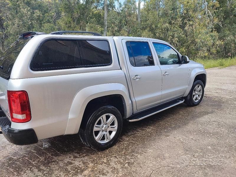 Usata VW Amarok Highline 163 CV (119 kW) 2011 Grigio Pick-up