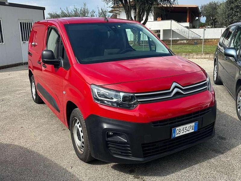 Usata Citroën Berlingo 102 CV (75 kW) 2020 Rosso Monovolume