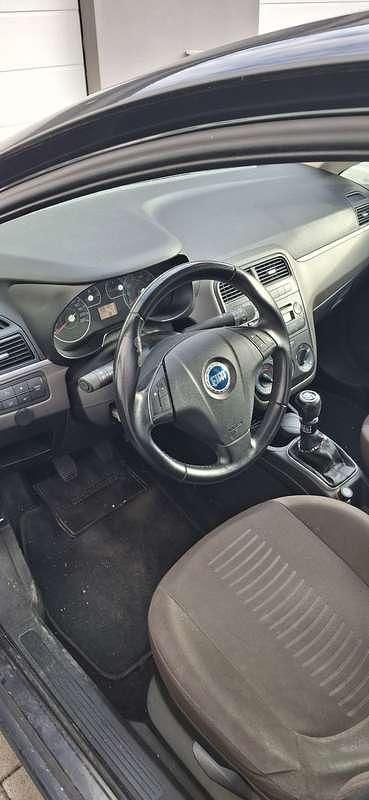 Usata Fiat Grande Punto Active 65 CV (47 kW) 2007 Utilitaria