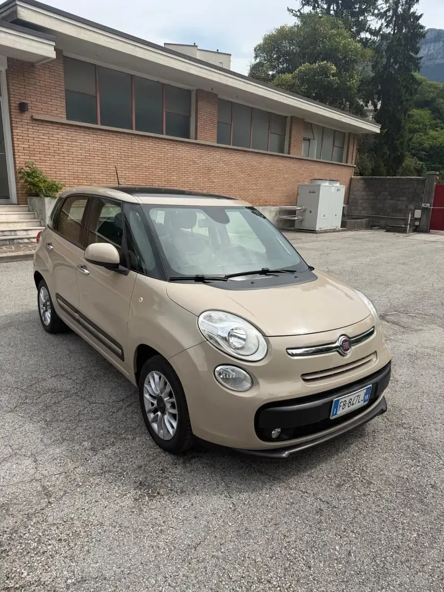 Usata Fiat 500L Lounge 95 CV (69 kW) 2016 Beige Monovolume