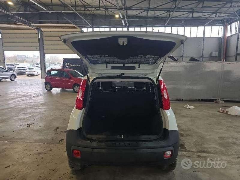 Usata Fiat Panda Pop 69 CV (50 kW) 2018 Bianco Utilitaria