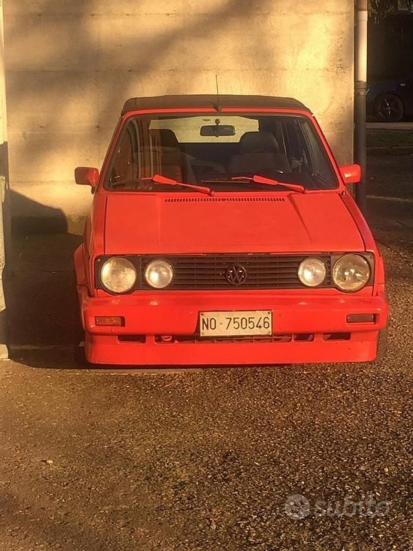 Usata VW Golf Cabriolet 73 CV (53 kW) 1992 Rosso Cabrio