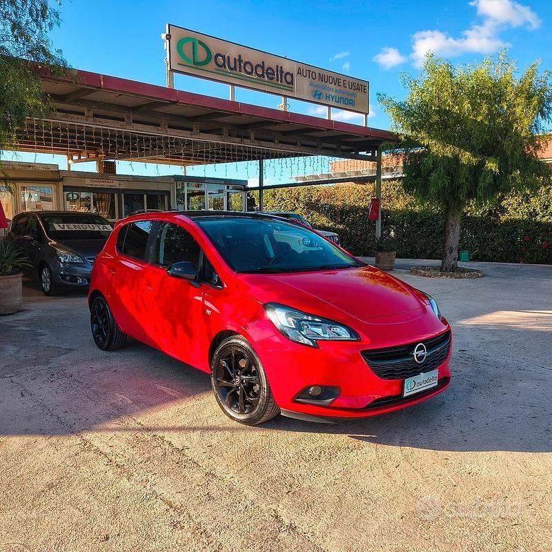 Usata Opel Corsa 75 CV (55 kW) 2017 Rosso Berlina
