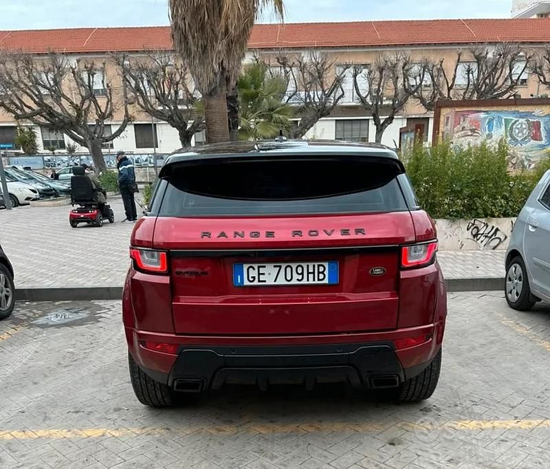 Usata Land Rover Range Rover evoque 150 CV (110 kW) 2015 Rosso Berlina
