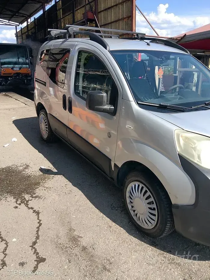 Usata Peugeot TePee 68 CV (50 kW) 2009 Grigio Monovolume