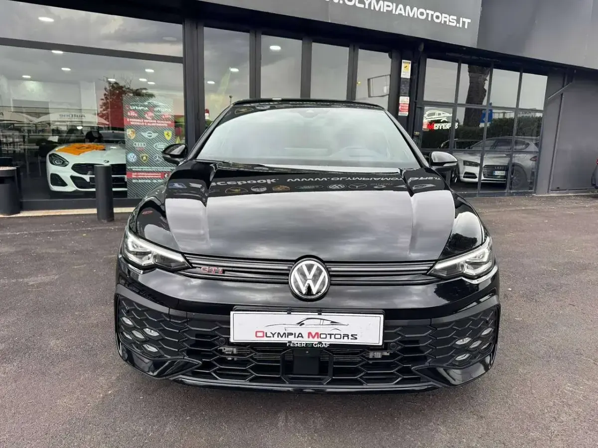 Usata VW Golf VIII GTI 265 CV (194 kW) 2025 Nero Berlina