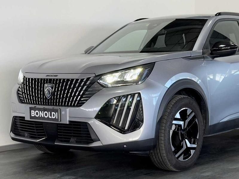 Usata Peugeot 2008 Allure 102 CV (75 kW) 2025 Grigio SUV
