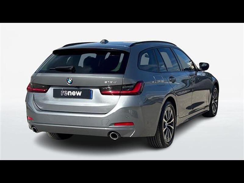 Usata BMW 318 Comfort Edition 149 CV (109 kW) 2025 Grigio chiaro Station wagon