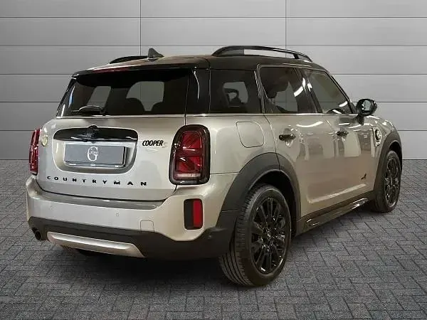 Usata Mini Cooper Countryman Business 125 CV (91 kW) 2023 Melting silver SUV