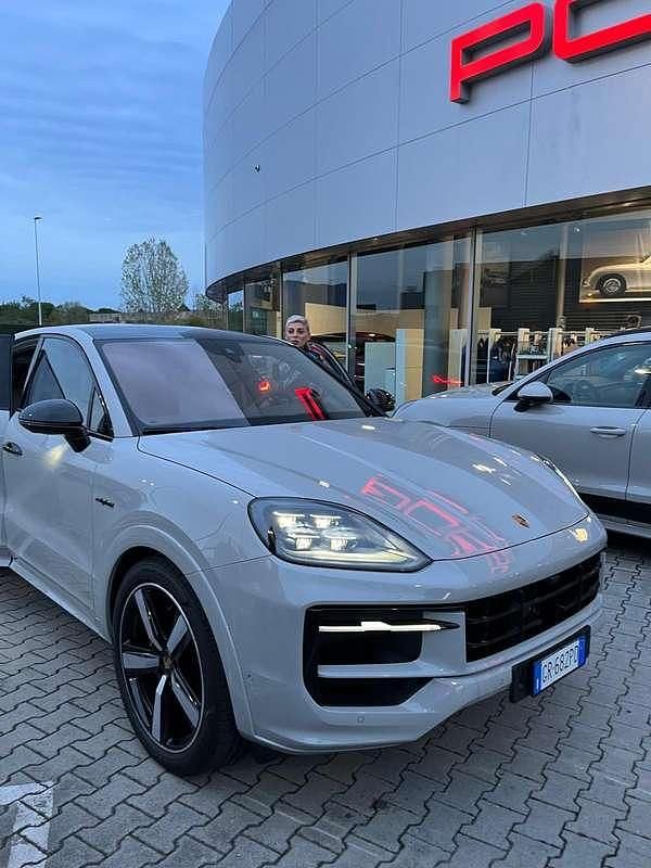 Usata Porsche Cayenne Coupe 470 CV (345 kW) 2023 Coupé