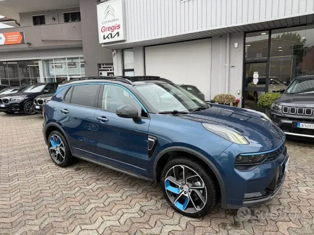 Usata Lynk & Co 01 179 CV (131 kW) 2022 Blu SUV