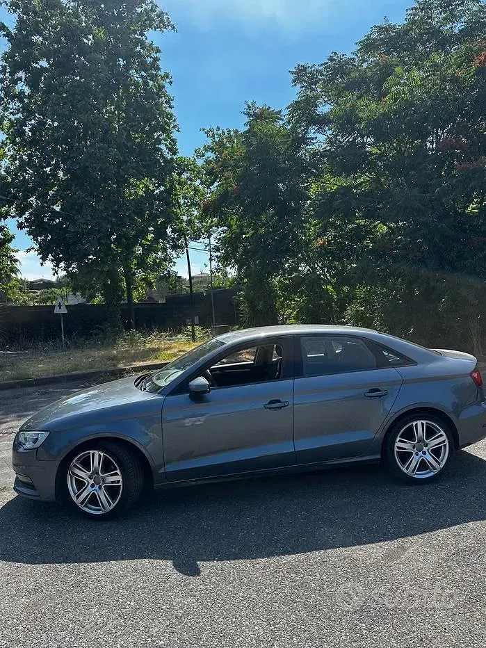 Usata Audi A3 Attraction 150 CV (110 kW) 2014 Grigio Berlina