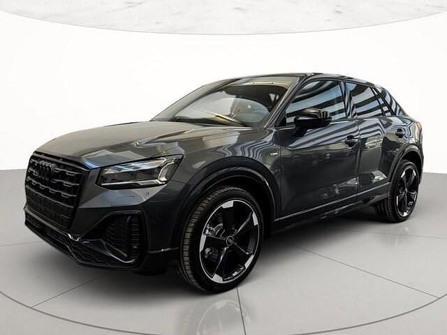 Grigio daytona perlato Nuova 2025 Audi Q2 Ambiente SUV | 34.000 € (Super prezzo) - Immagine 1/4