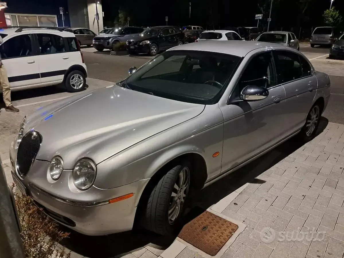 Usata Jaguar S-Type 200 CV (147 kW) 2004 Berlina