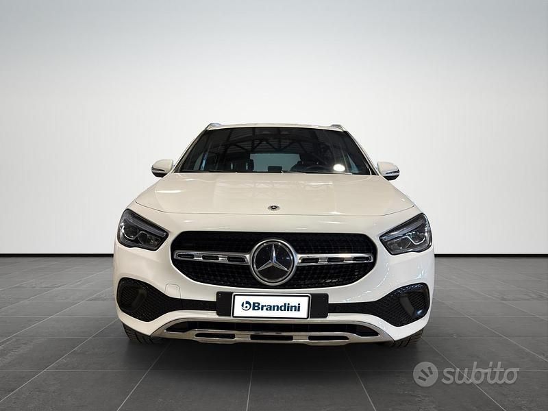Usata Mercedes GLA180 Premium 116 CV (85 kW) 2021 Bianco SUV