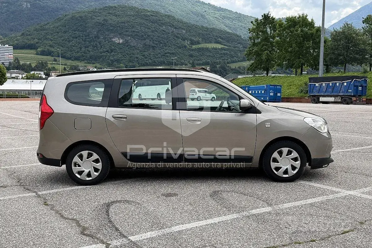 Usata Dacia Lodgy Lauréate 107 CV (78 kW) 2012 Marrone Monovolume