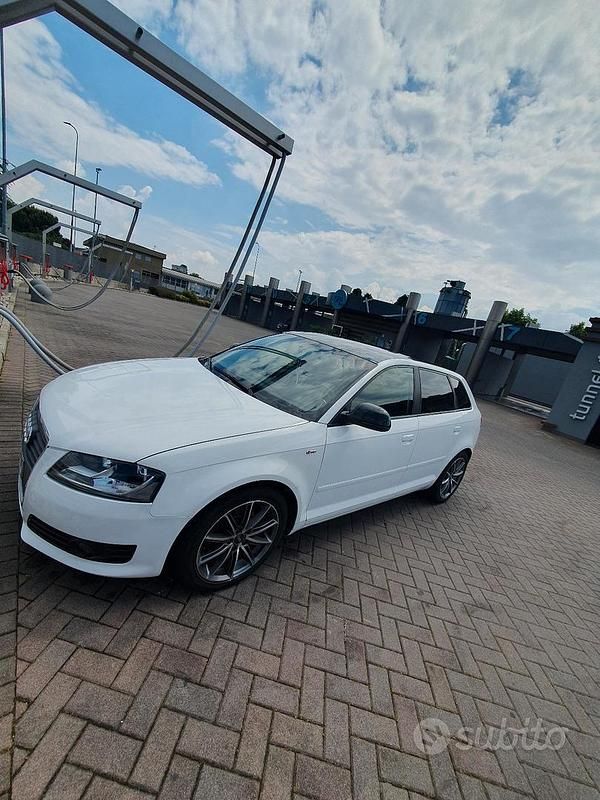 Usata Audi A3 140 CV (102 kW) 2010 Bianco Utilitaria