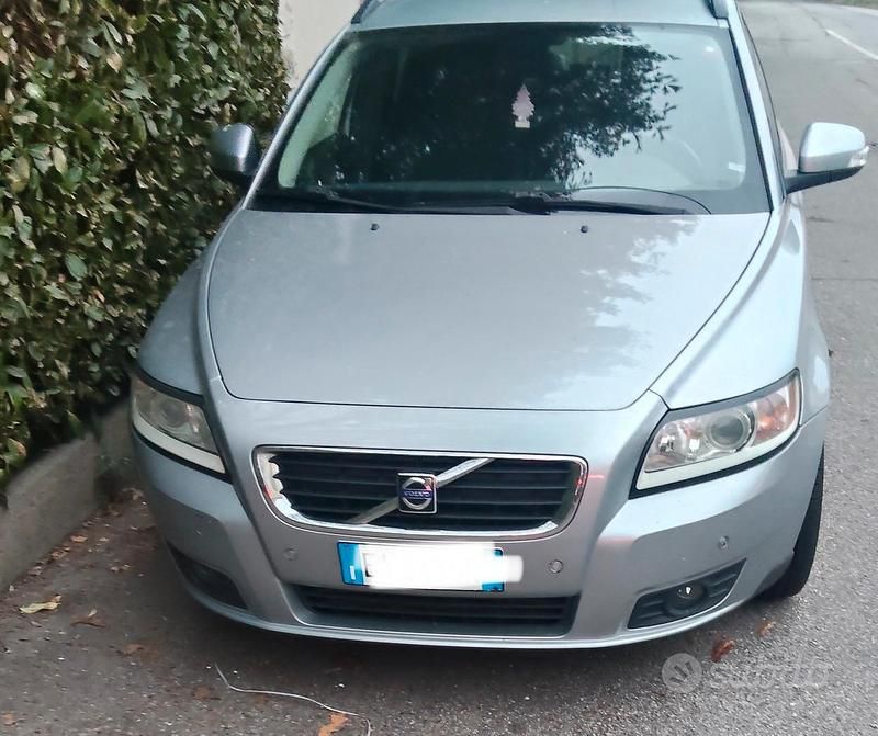 Usata Volvo V50 2010 Grigio Station wagon