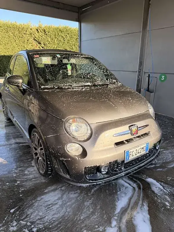 Usata Abarth 595C 140 CV (102 kW) 2016 Cabrio