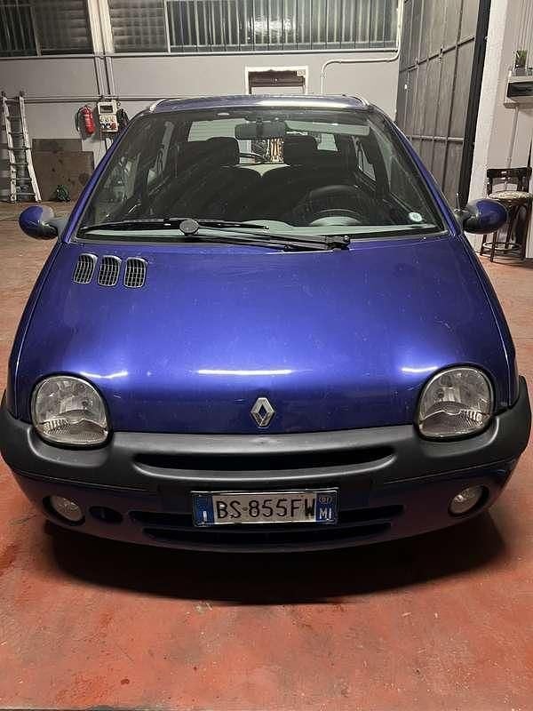 Usata 2001 Renault Twingo Due volumi | 1300 € (Buon prezzo) - Immagine 1/4
