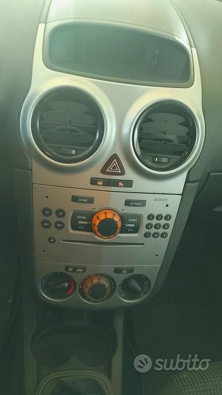 Usata Opel Corsa 2015 Utilitaria