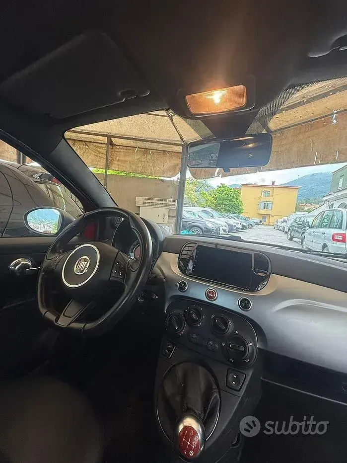 Käytetty Fiat 500 69 HP (50 kW) 2015 Punainen Sedan