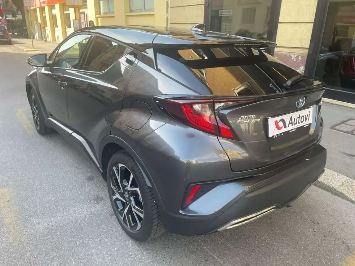 Usata Toyota C-HR Trend 152 CV (111 kW) 2022 Grigio SUV
