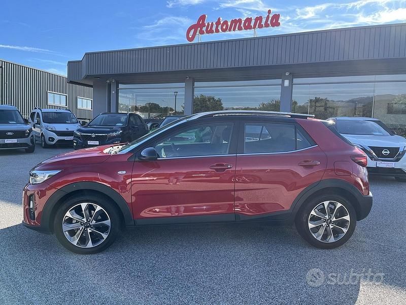 Rosso Usata 2020 Kia Stonic Style SUV | 15.900 € (Molto cara) - Immagine 1/4