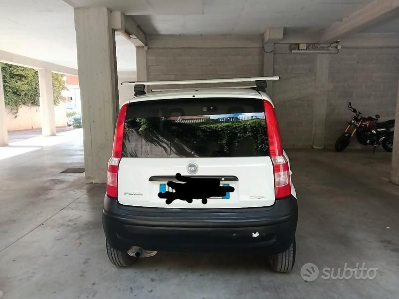 Usata Fiat Panda 37 CV (27 kW) 2006 Bianco Utilitaria