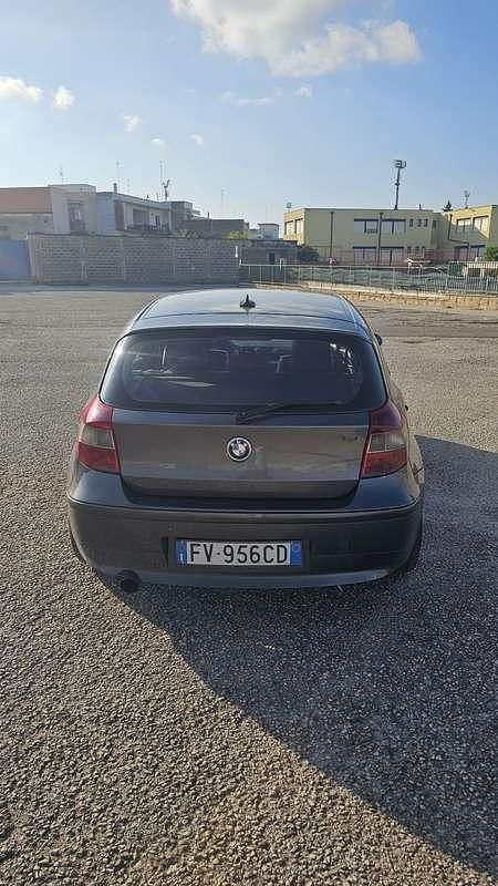 Usata BMW 118 Efficient Dynamics 122 CV (89 kW) 2005 Utilitaria