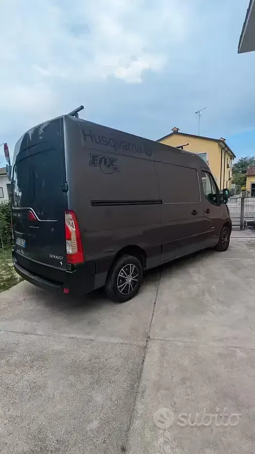 Usata Renault Master 125 CV (91 kW) 2010 Grigio Berlina