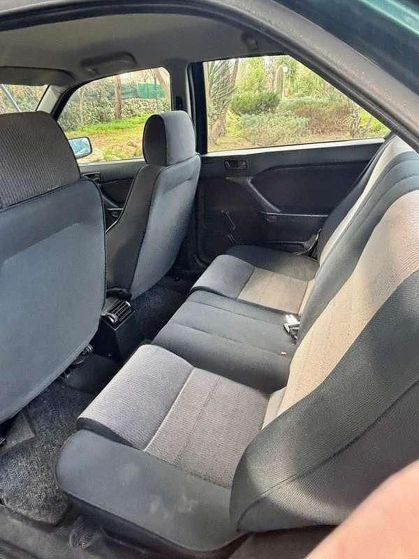 Usata Alfa Romeo 146 120 CV (88 kW) 1997 Verde Utilitaria