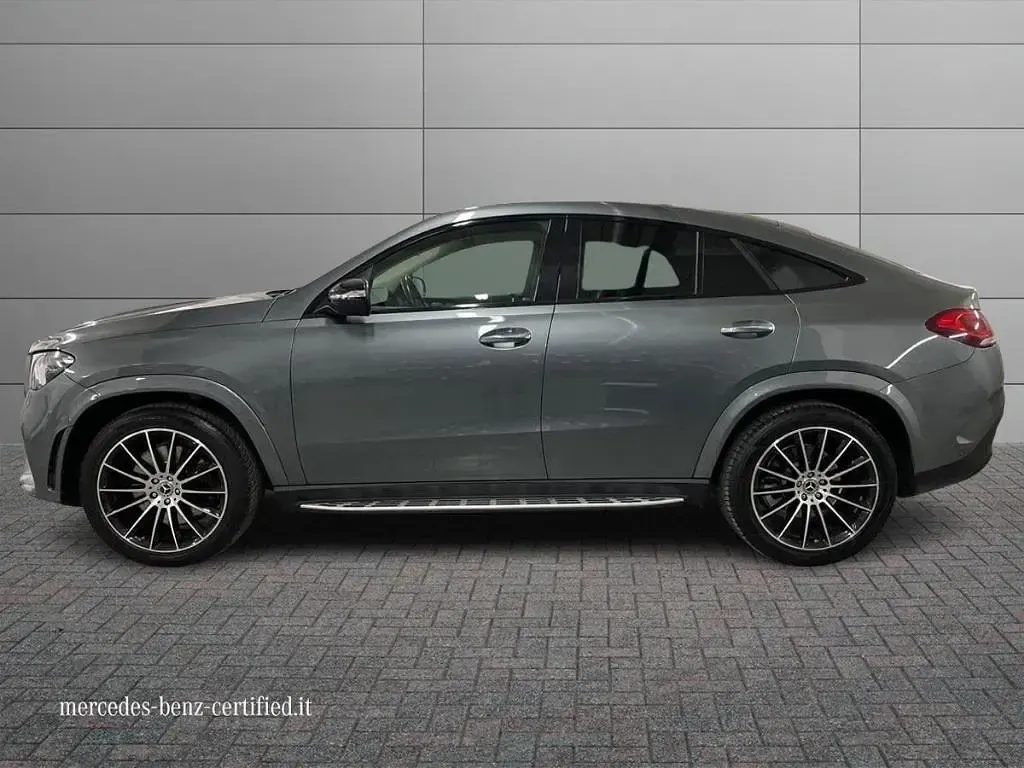 Usata Mercedes GLE300 Premium Plus 272 CV (200 kW) 2023 Grigio metallizzato SUV