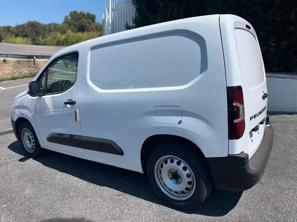 Nuova Peugeot Partner S 130 CV (95 kW) 2026 Bianco Monovolume