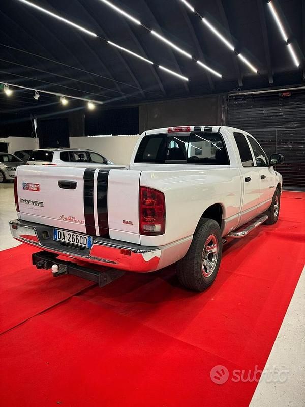 Usata Dodge Ram 258 CV (189 kW) 2002 Bianco Pick-up