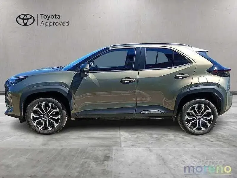 Usata Toyota Yaris Cross Trend 116 CV (85 kW) 2022 Grigio SUV